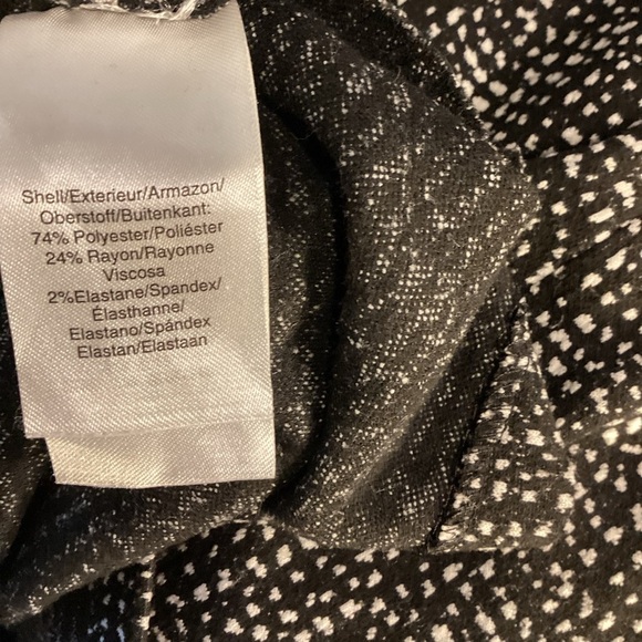 Cozy DKNY fall & winter black and white jumper dress Size 14 poly/rayon - Picture 12 of 12